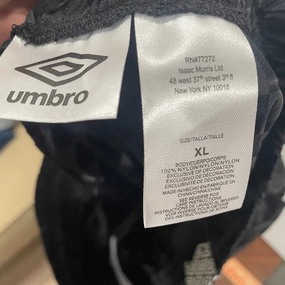 Umbro Mens Black Checkered Jacquard Soccer Shorts XL 7 Inch‎ Inseam Mid Rise NEW